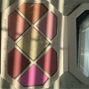 Jouer blush and highlight set